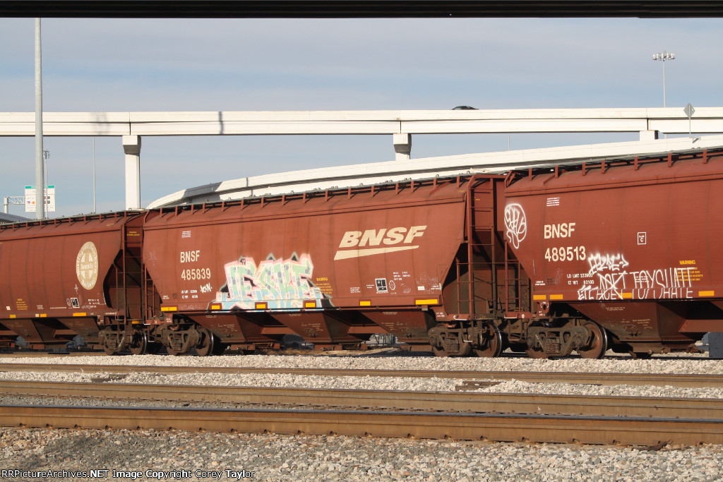 BNSF 485839